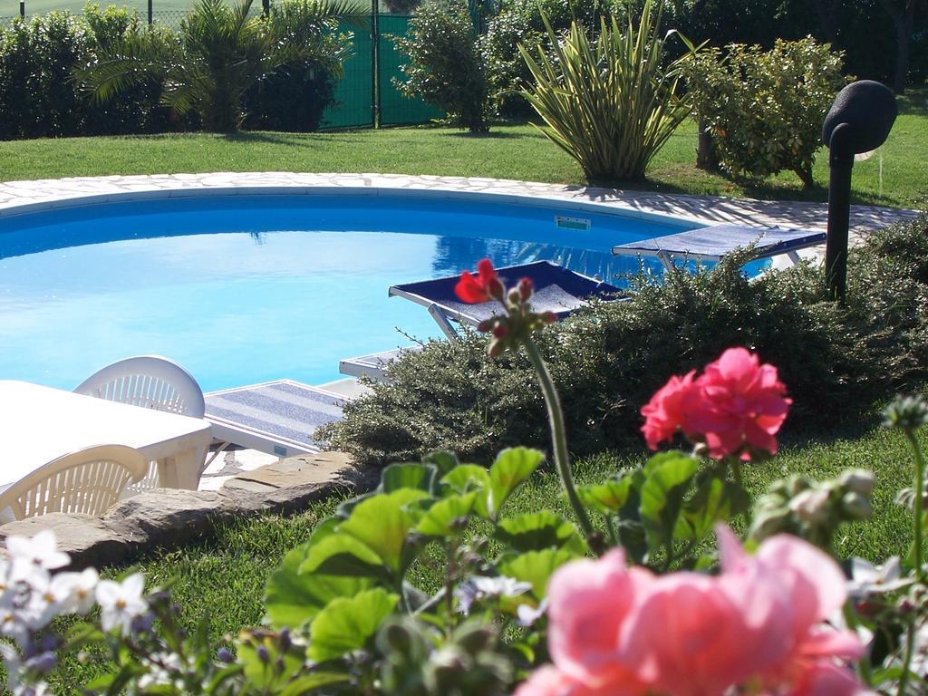 Bed And Breakfast " Il Tesoro Di Mario " Falconara Marittima Exterior foto