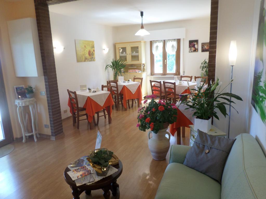 Bed And Breakfast " Il Tesoro Di Mario " Falconara Marittima Exterior foto