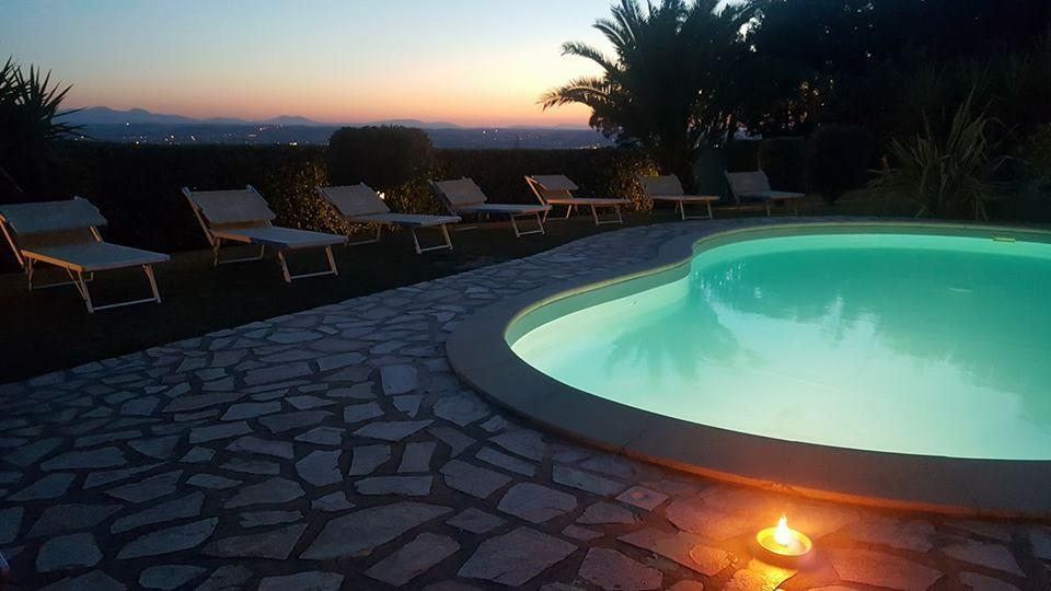 Bed And Breakfast " Il Tesoro Di Mario " Falconara Marittima Exterior foto